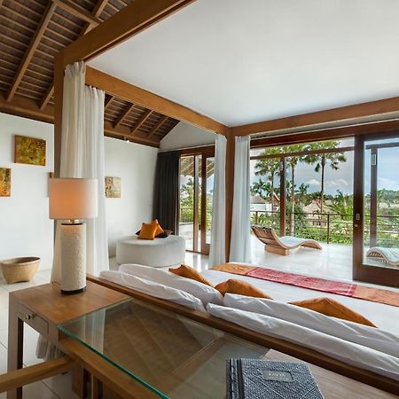 Villa Kavya - 8-Minute Walk From Berawa Beach Canggu Exteriör bild