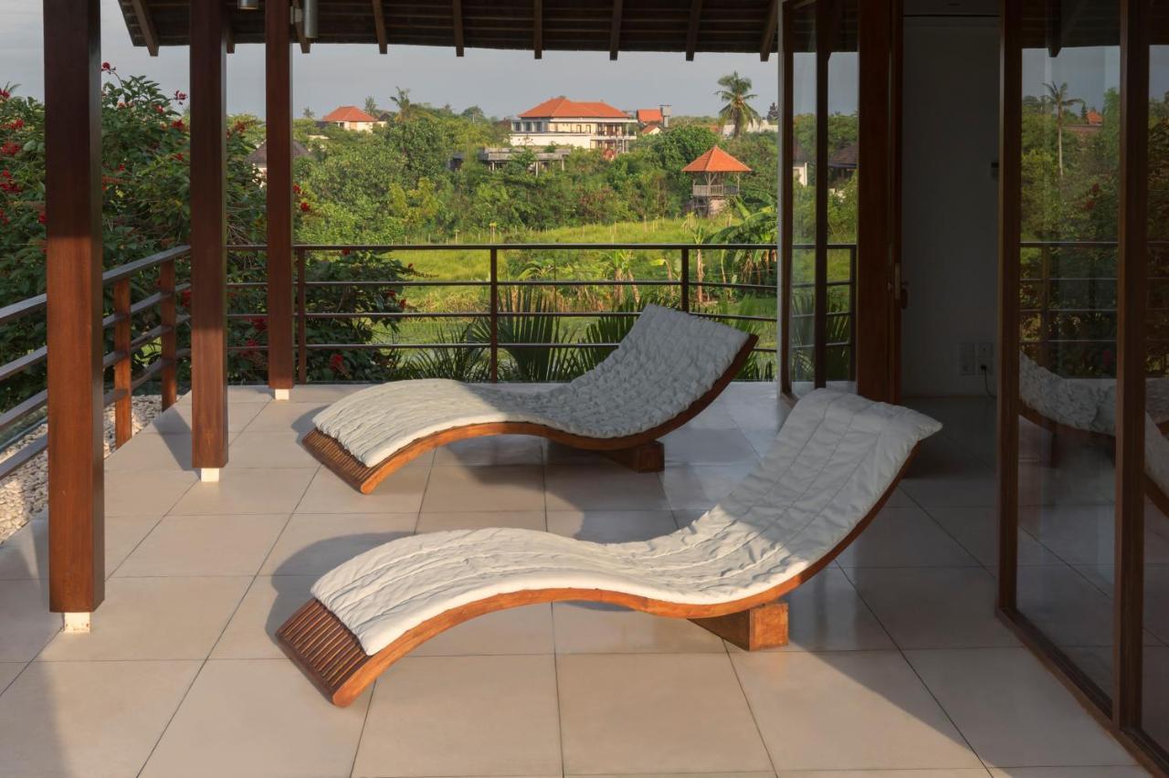 Villa Kavya - 8-Minute Walk From Berawa Beach Canggu Exteriör bild
