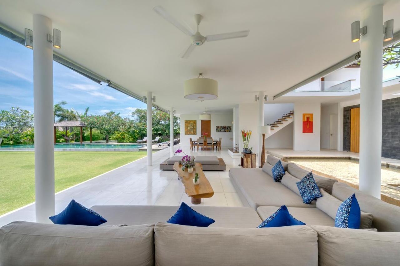 Villa Kavya - 8-Minute Walk From Berawa Beach Canggu Exteriör bild